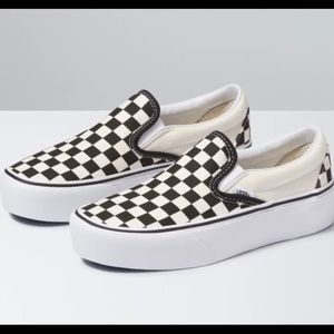 Very used platform authentic checkered vans